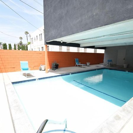 Hollywood Business Suites 洛杉矶 外观 照片